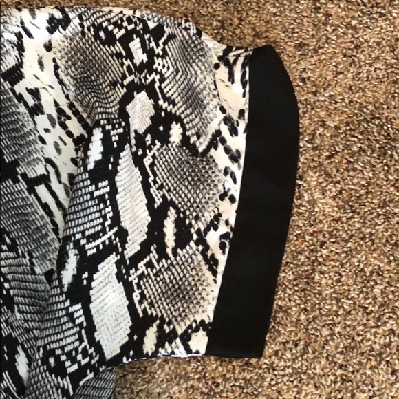 Blouse - Picture 3 of 6